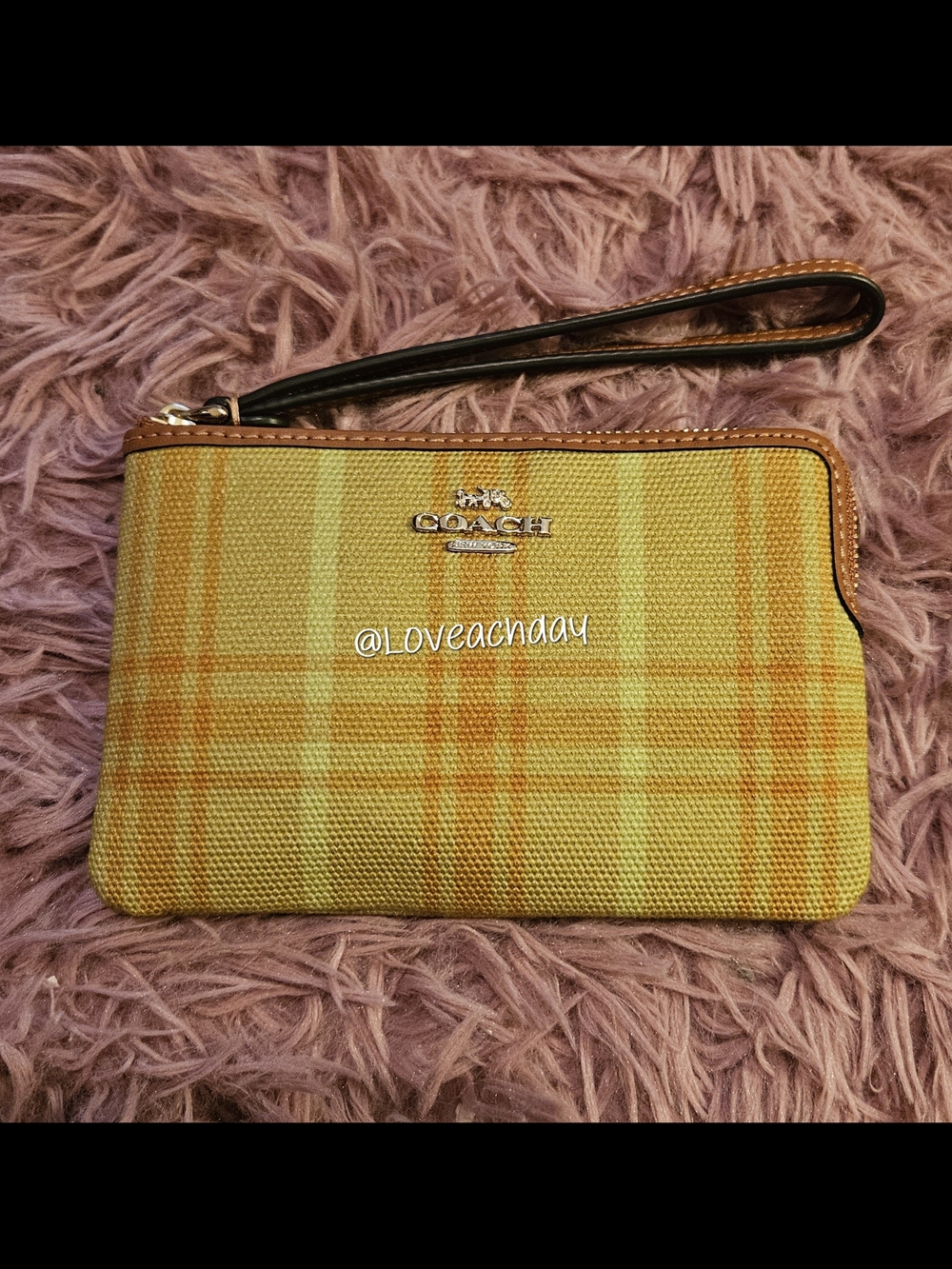 Coach✨️Yellow Plaid Canvas Wristlet - NWT - Picture 2 of 4